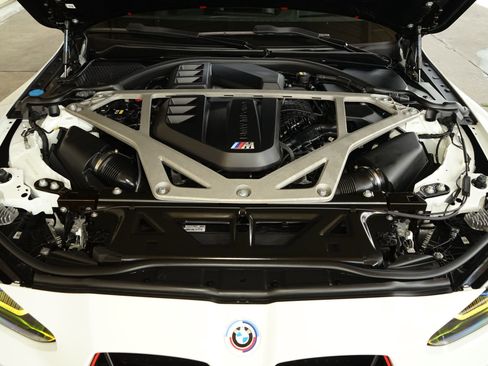 Used 2023 BMW M4 CSL RWD image 38