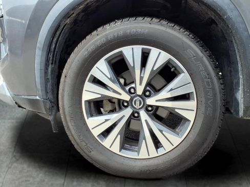 Used 2021 Nissan Rogue SV FWD image 11