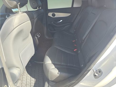 Used 2022 Mercedes-Benz GLC 300 4MATIC Coupe image 14