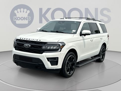Used 2023 Ford Expedition Limited AWD/4WD image 5