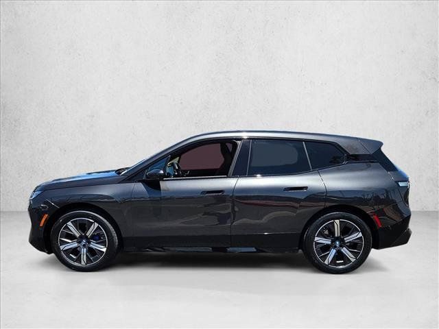 Certified 2025 BMW iX xDrive50 AWD/4WD image 9