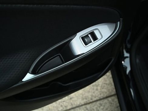 Used 2023 Chevrolet Malibu LT image 54