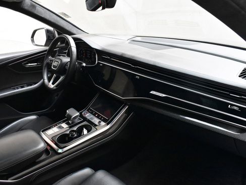 Used 2021 Audi SQ8 Prestige image 25