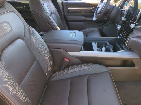 New 2025 RAM 1500 Limited image 19