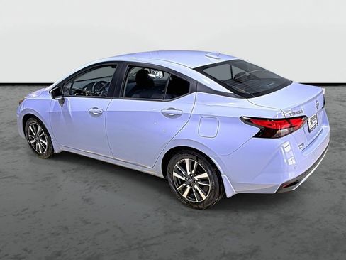 Used 2025 Nissan Versa SV w/ Trunk Package FWD image 2
