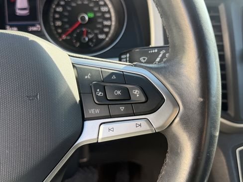 Used 2020 Volkswagen Atlas Cross Sport SE image 19