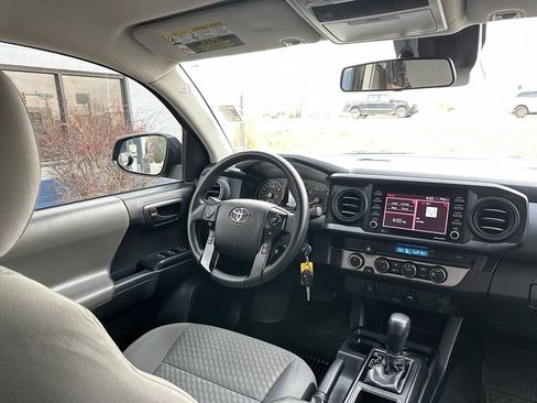 Used 2023 Toyota Tacoma SR AWD/4WD image 28