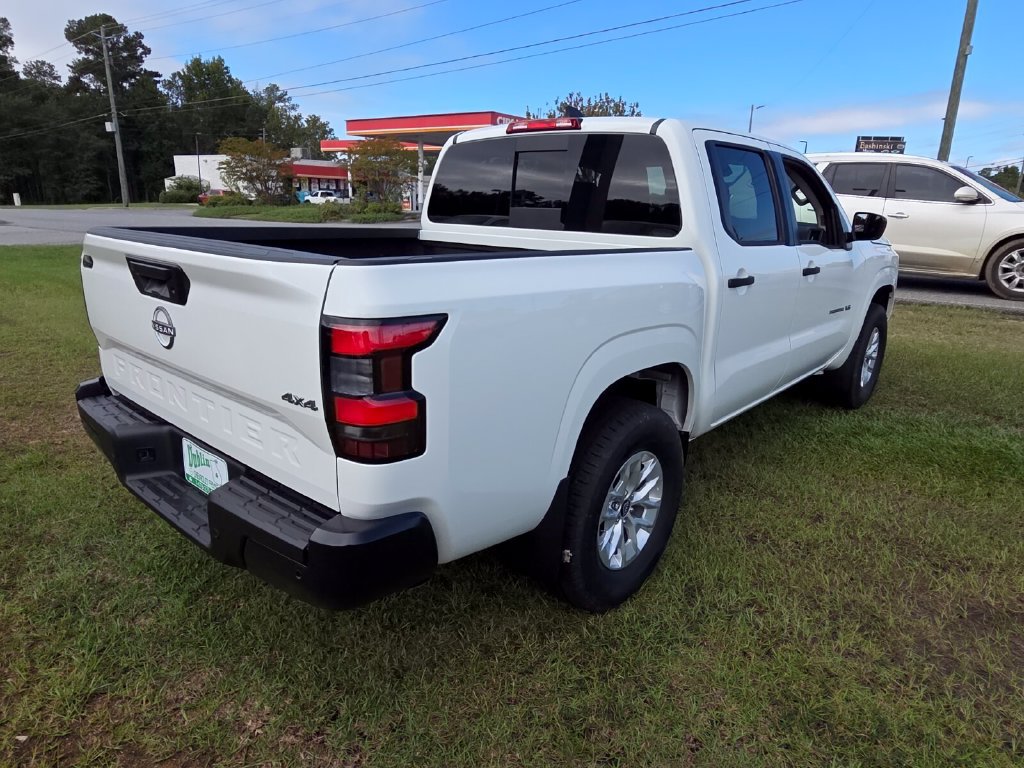 New 2027 Nissan Frontier S w/ S Utility Package AWD/4WD image 11