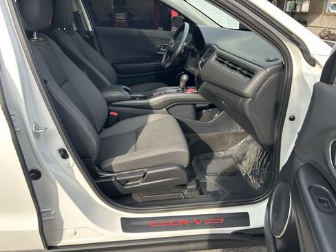 Used 2021 Honda HR-V EX image 13