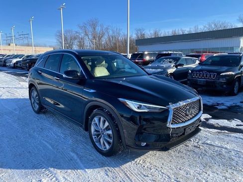 Used 2021 INFINITI QX50 Luxe image 7