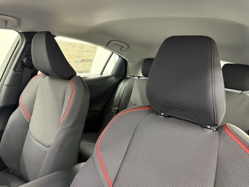 New 2026 Toyota Prius SE image 16