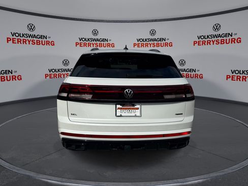 New 2026 Volkswagen Atlas Cross Sport SEL R-Line image 7