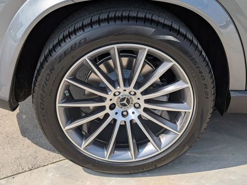 Used 2024 Mercedes-Benz GLE 450 4MATIC image 30