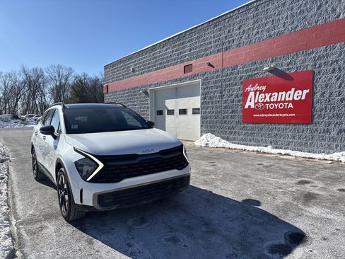 Used 2023 Kia Sportage X-Line image 1