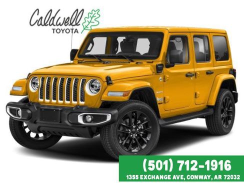 Used 2022 Jeep Wrangler Unlimited Sahara w/ Cold Weather Group AWD/4WD image 6