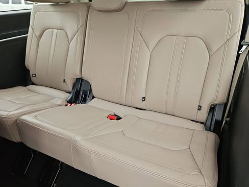 Used 2024 Ford Expedition Max Limited RWD image 17