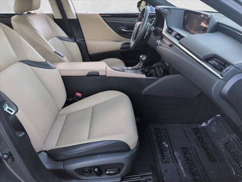 Used 2021 Lexus ES 300h w/ Premium Package FWD image 21