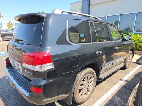 Used 2015 Lexus LX 570 4WD image 3