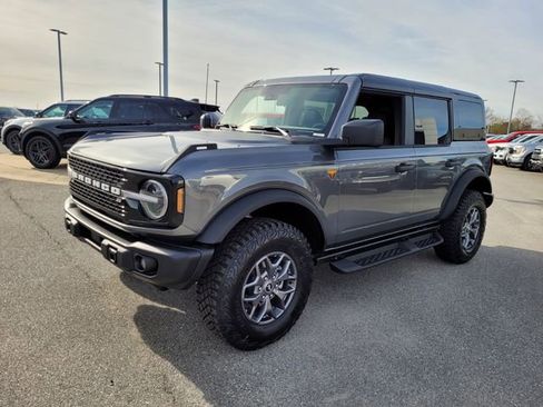 New 2025 Ford Bronco Badlands AWD/4WD image 36