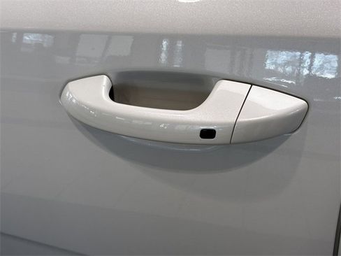 Used 2022 Kia Stinger GT1 w/ Red Interior Color Package image 10