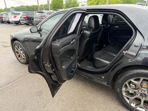 Used 2015 Chrysler 300 S AWD/4WD image 12
