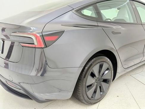 Used 2026 Tesla Model 3 RWD image 31