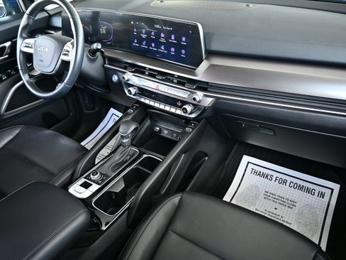 Used 2025 Kia Telluride S AWD/4WD image 22