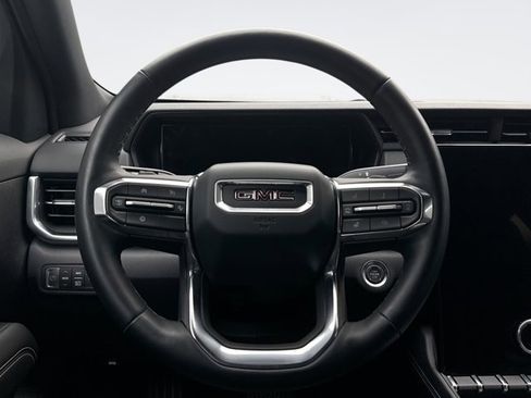 Used 2025 GMC Terrain Elevation w/ Elevation Premium Package AWD/4WD image 12