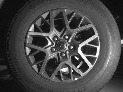 Used 2025 Jeep Wrangler Sahara image 14