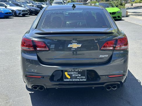 Used 2017 Chevrolet SS RWD image 8