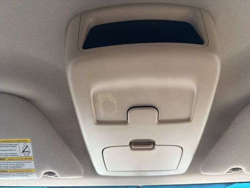 Used 2006 Ford F350 Lariat image 25