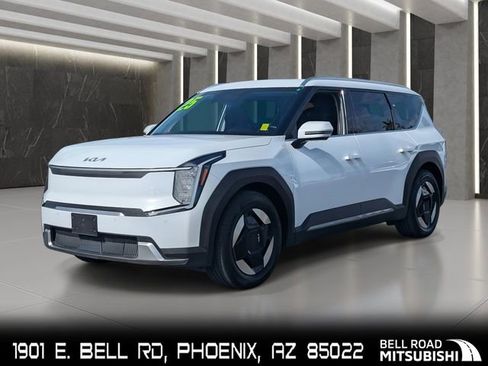 Used 2025 Kia EV9 Wind image 1