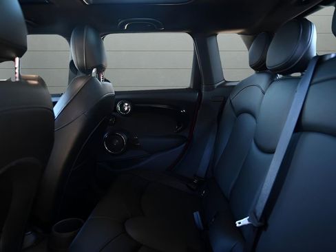 Used 2018 MINI Cooper S image 20