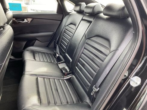 Used 2022 Kia Forte GT-Line w/ GT-Line Premium Package image 19