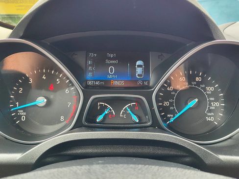 Used 2018 Ford Escape SE AWD/4WD image 16