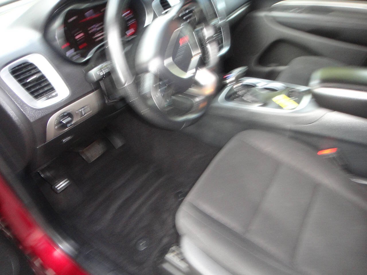 Used 2019 Dodge Durango SXT AWD/4WD image 7