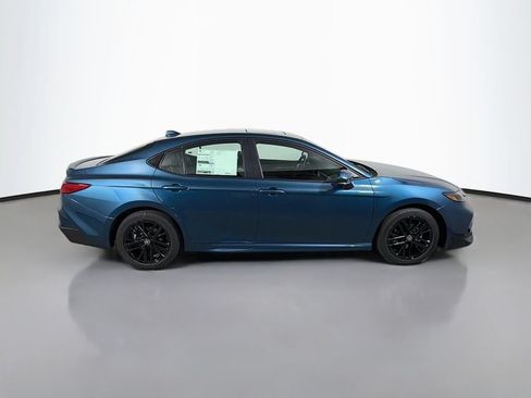 New 2026 Toyota Camry SE w/ Convenience Package AWD/4WD image 4