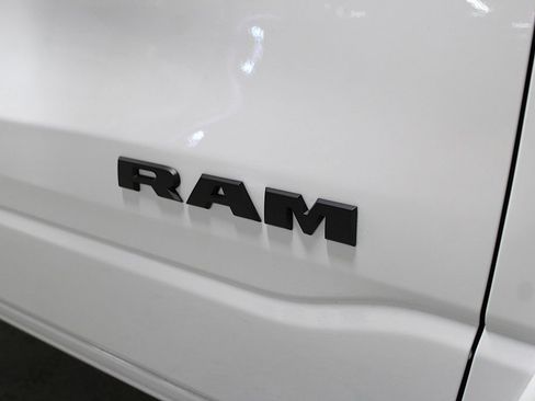 New 2026 RAM 1500 4x4 Crew Cab image 43