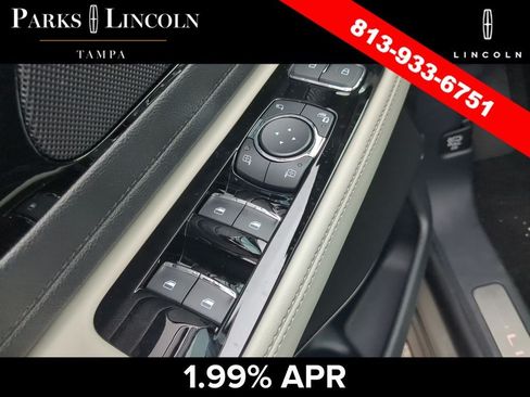 Certified 2025 Lincoln Aviator Reserve RWD image 17