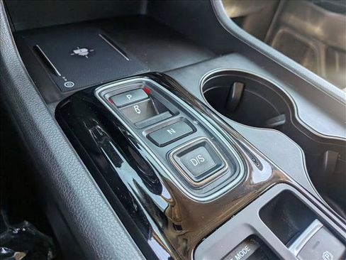 Used 2024 Honda Pilot EX-L image 17