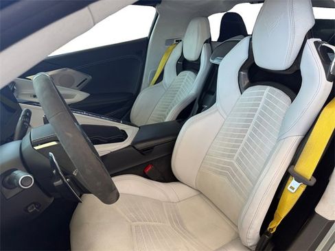 Used 2023 Chevrolet Corvette Stingray Premium Cpe w/ Z51 Performance Package image 9