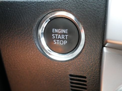 Used 2022 Toyota 4Runner Limited AWD/4WD image 28