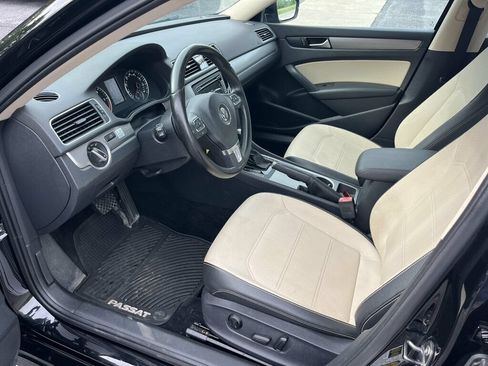 Used 2014 Volkswagen Passat TDI SE FWD image 17