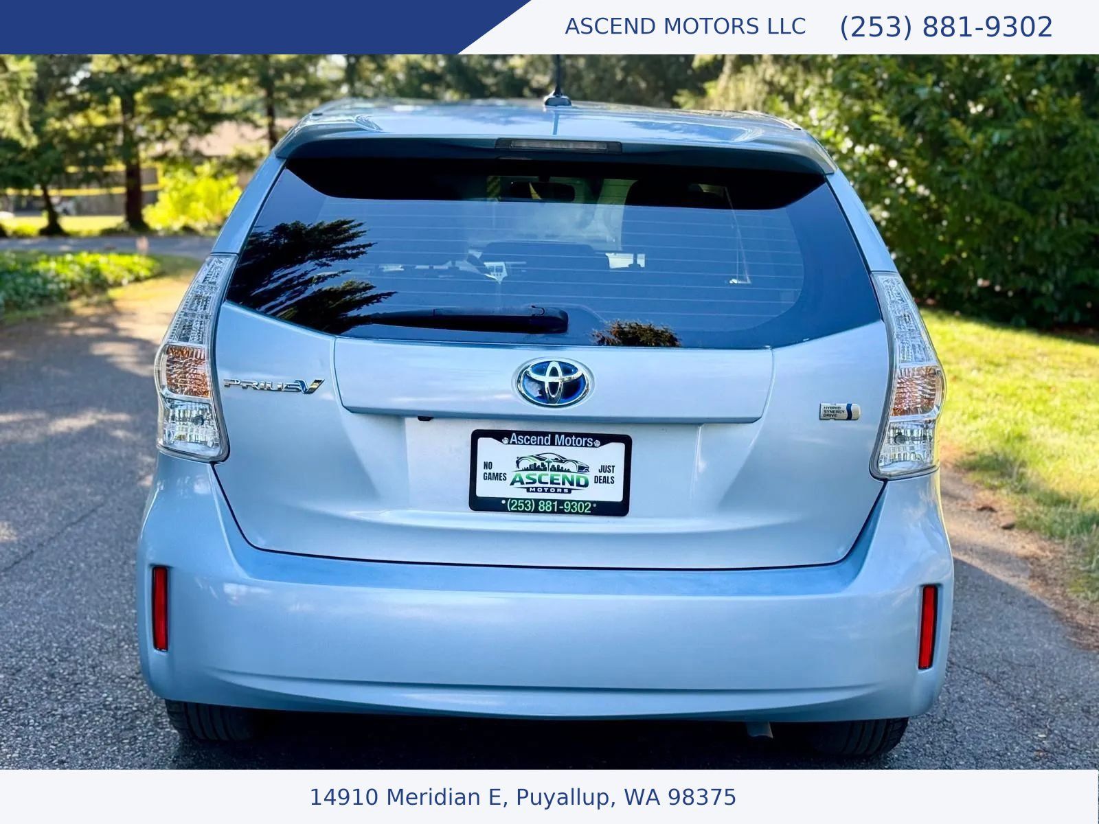 Used 2012 Toyota Prius V Three FWD image 4
