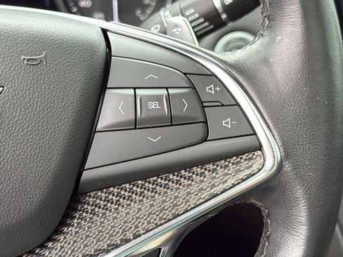 Certified 2024 Cadillac XT5 Sportv w/ Technology Package image 19