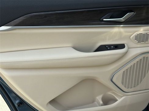 New 2026 Jeep Grand Cherokee L Limited image 22