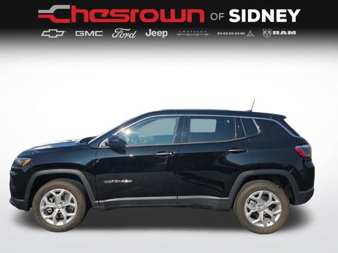Used 2024 Jeep Compass Sport AWD/4WD image 8
