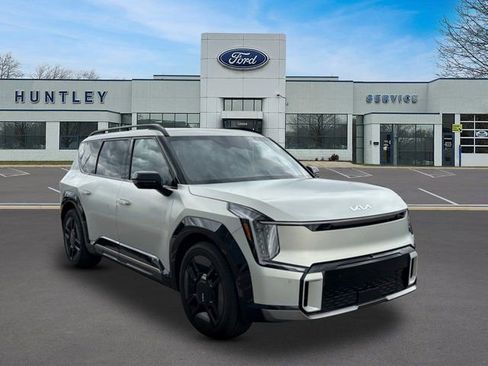 Used 2024 Kia EV9 GT-Line AWD/4WD image 3
