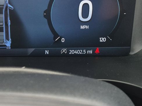 Used 2025 Ford F150 XLT w/ Equipment Group 301A Standard image 22