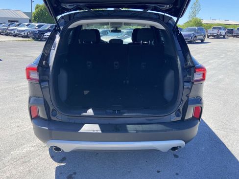 Used 2025 Ford Escape Active AWD/4WD image 11